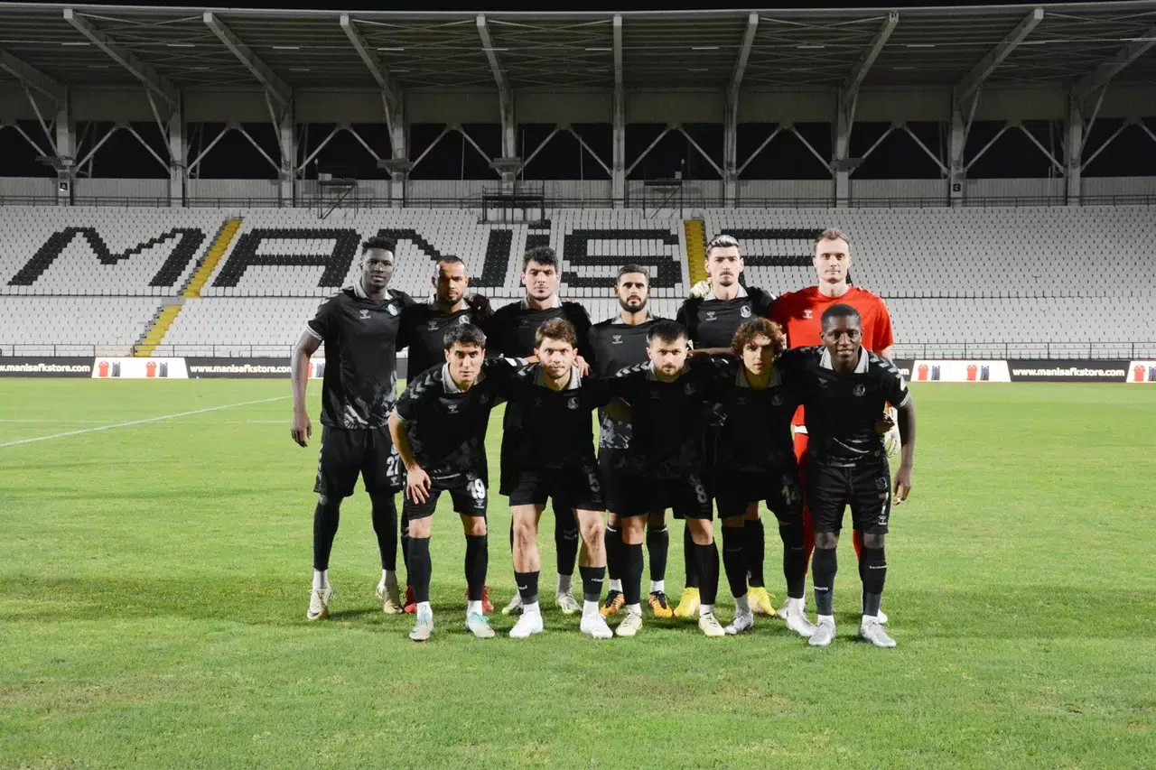 Manisa FK, Sakaryaspor Maçı Berabere Bitti