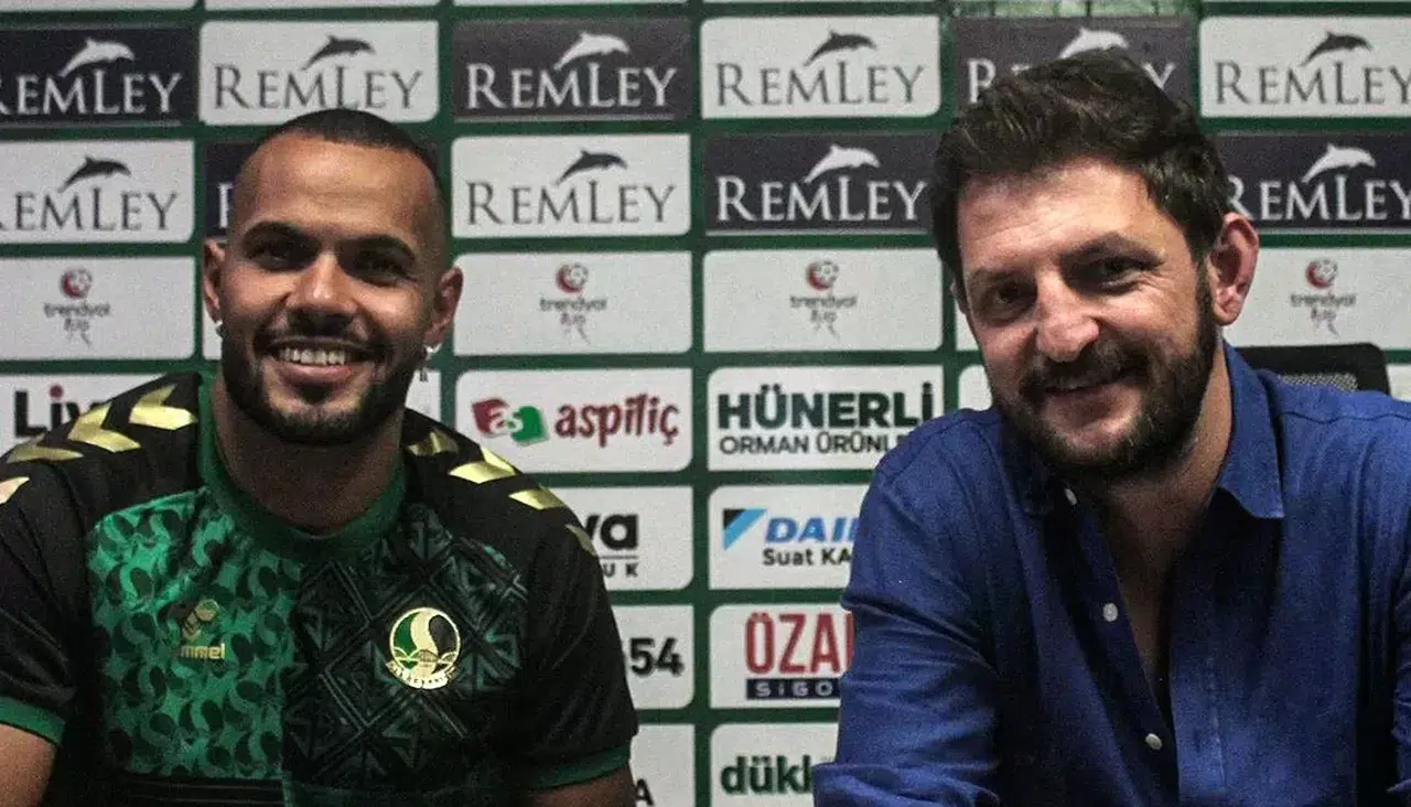 Sakarya, Fernando Andrade ile Anlaştı