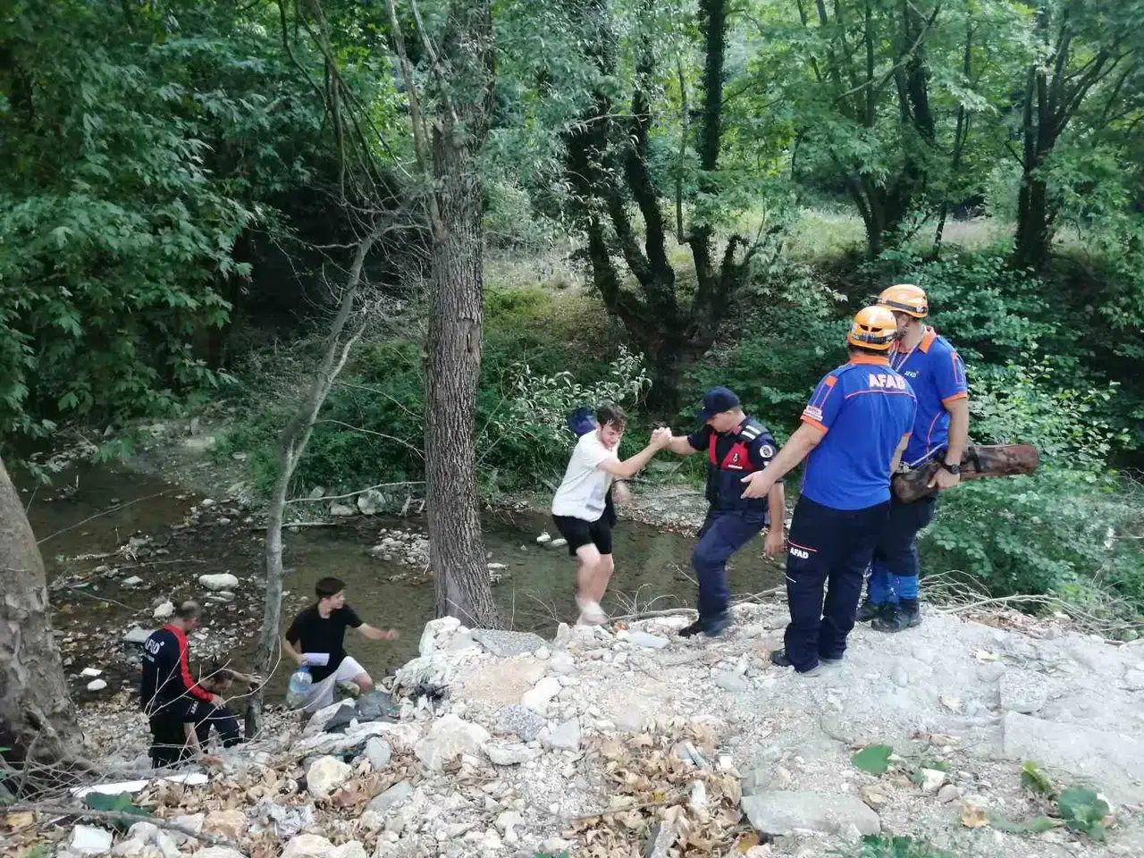 Balık Tutmaya Giderken Kaybolan 3 Genci Afad Grupları Buldu
