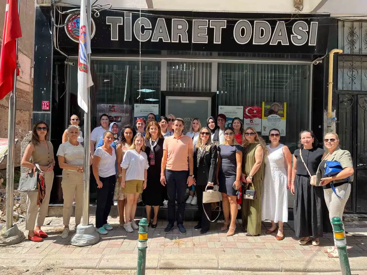 Balıkesir Bayan Teşebbüsçüler Vilayet İcra Kurulu’ndan Erdek ve Bandırma Ticaret Odası’na Ziyaret