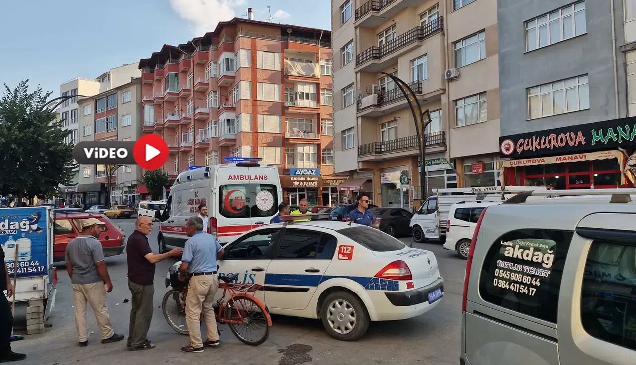 Hafif Ticari Aracın Çarptığı Ayakkabı Boyacısı Yaralandı