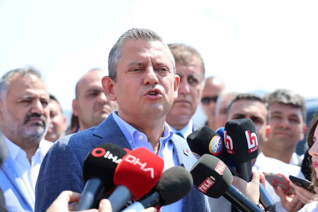 CHP Lideri Özel’den Tutuklanan Dilruba’ya Ziyaret