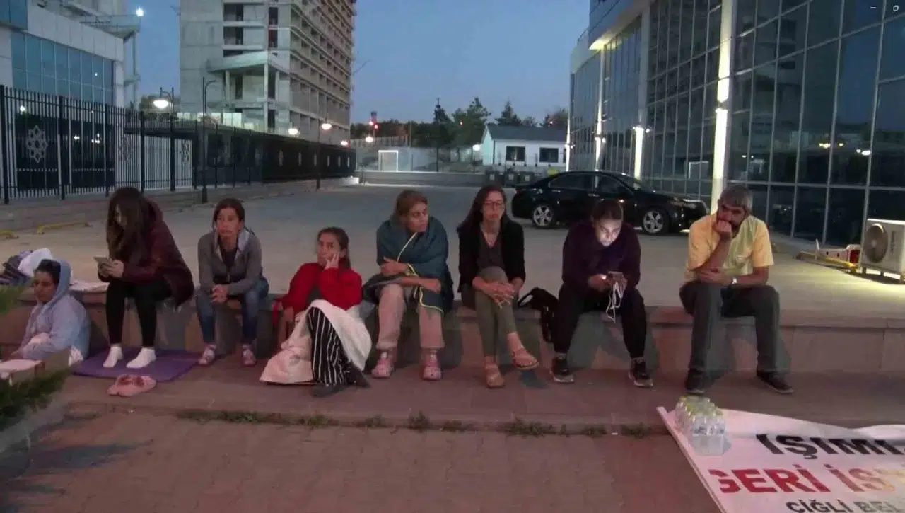 Çiğli Belediyesi’nde İşten Çıkarılan Emekçiler 56 Gündür Hareketlerini Sürdürüyor