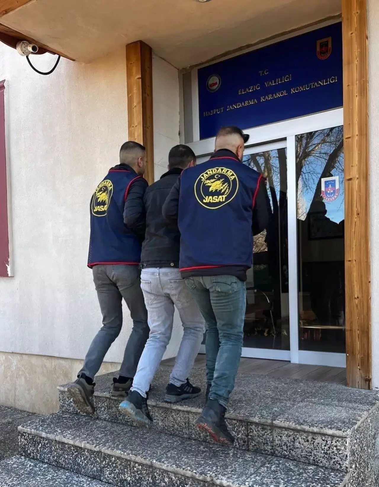 Elazığ’da 33 Yıl Katılaşmış Mahpus Cezası Bulunan Şahıs Yakalandı
