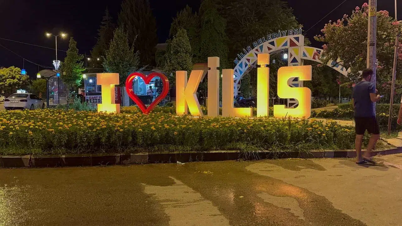 Kilis’te Sarsıntı Paniği: Merkez Üssü Suriye Olan Zelzele Kilis’te Hissedildi