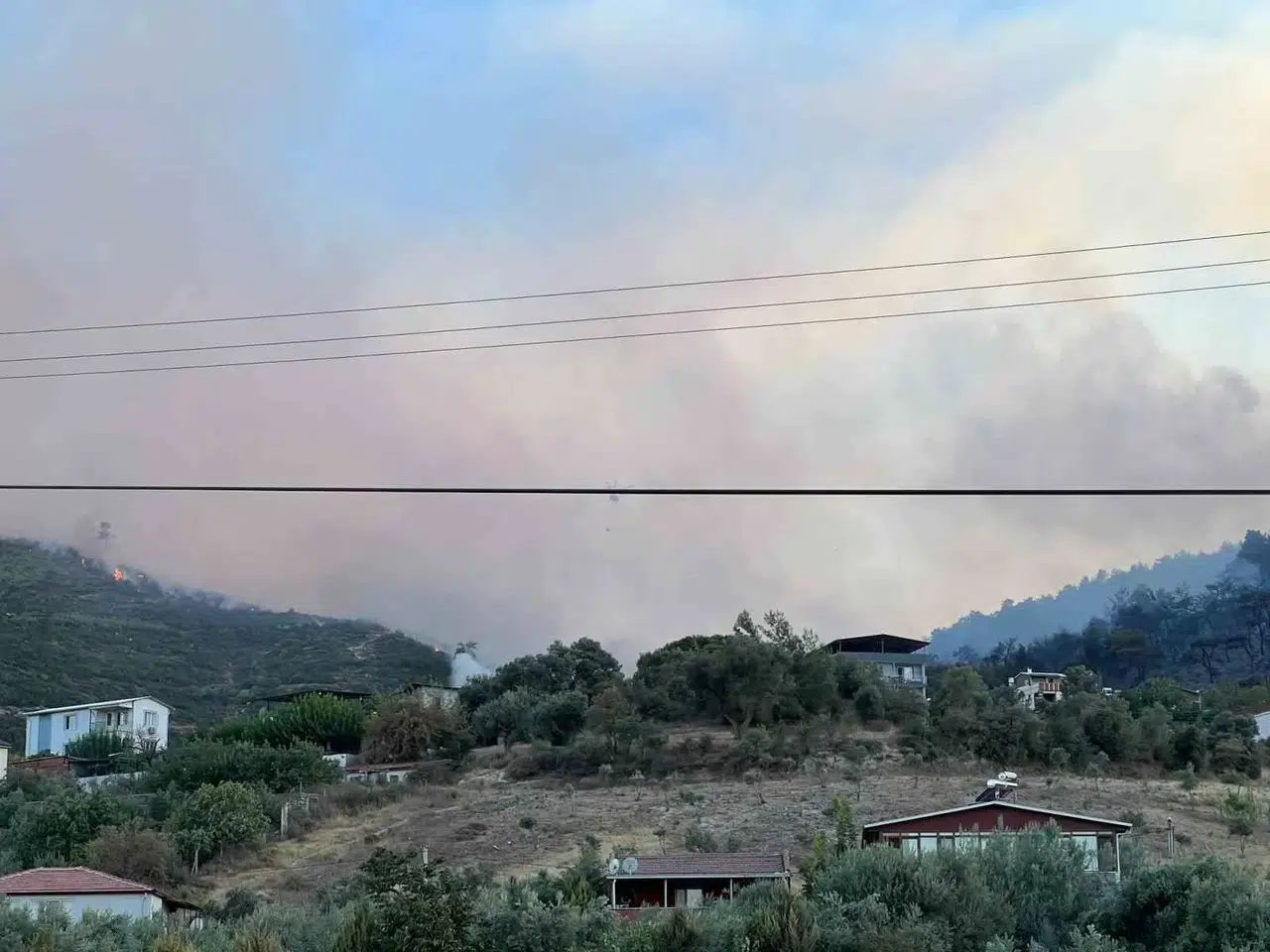 Manisa’daki Orman Yangını Denetim Altına Alındı