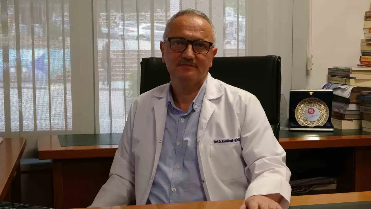 Prof.dr. Gündüz " Mantar Zehirlenmeleri Son Periyotta Daha Fazla Geldi"