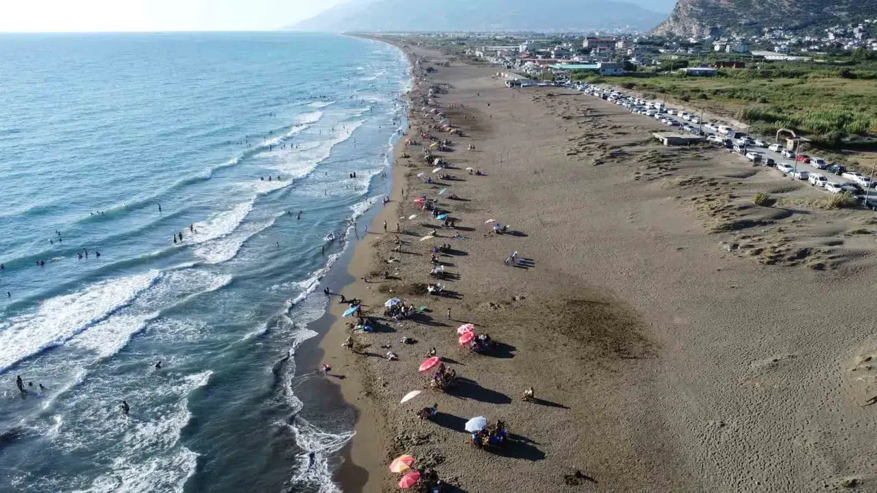 Sıcak Havadan Kaçarak Denizde Serinlemek İsteyenleri Bekleyen Kapalı Tehlike ‘Rip Akıntısı’