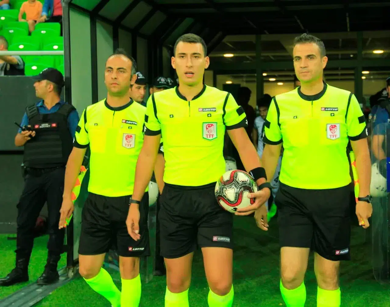 Ümraniyespor-Çorum FK Maçının Hakemi Belli Oldu