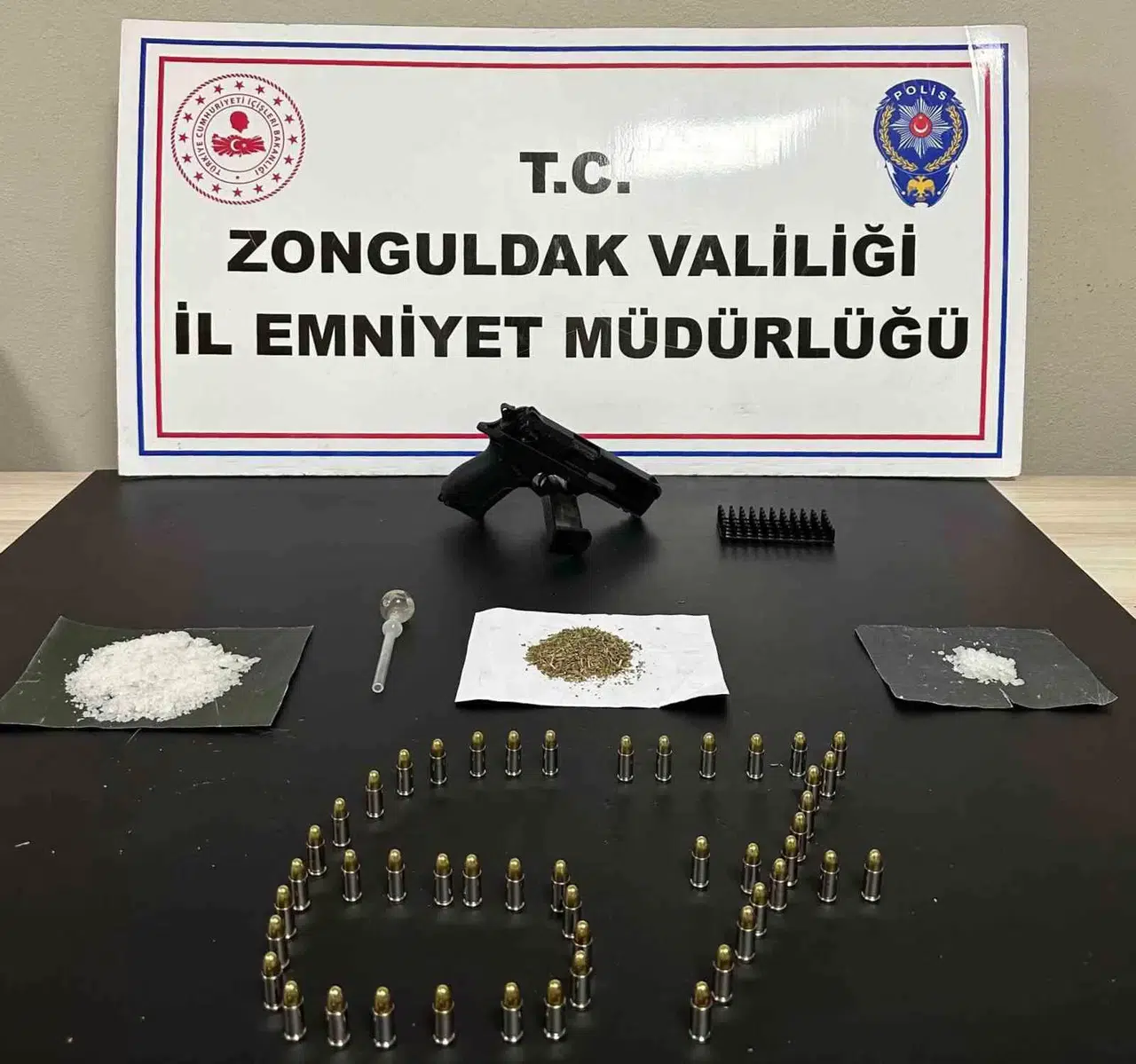 Zonguldak’ta Uyuşturucu Operasyonunda 2 Kuşkulu Tutuklandı