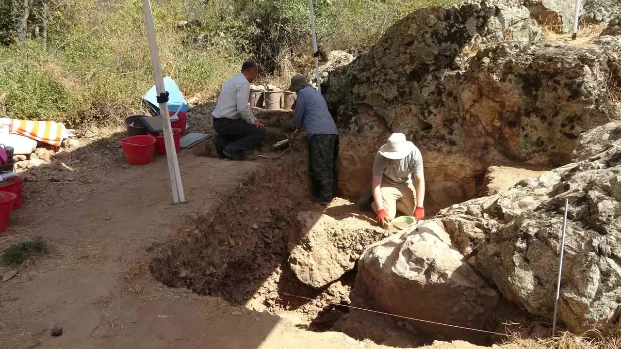 64 Bin Yıllık Atölyeyi, 24 Bin Yıl Boyunca Beşerler Kullanmış