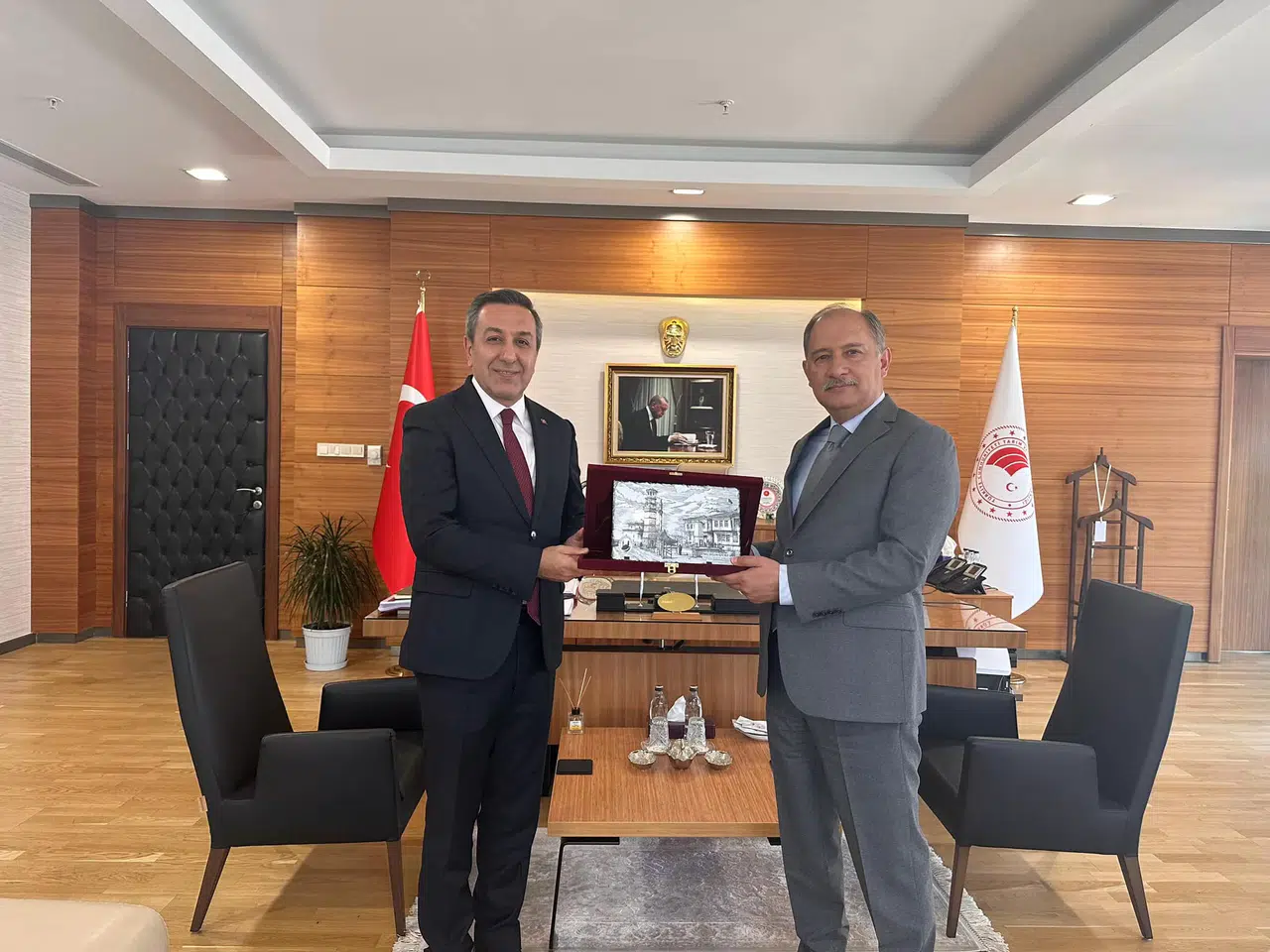 Dere’nin Ankara Ziyaretleri