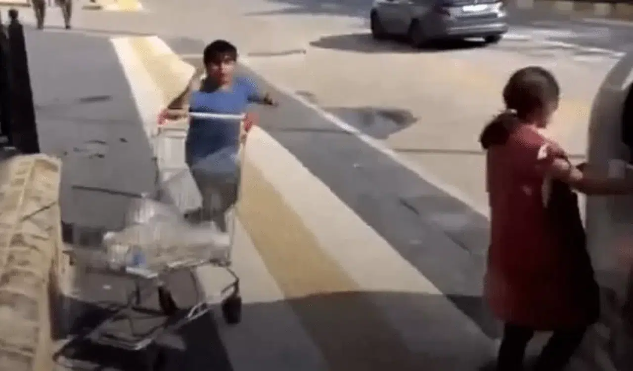 Kağıt Toplayan Çocuğu Darp Eden İki Kişi Gözaltında