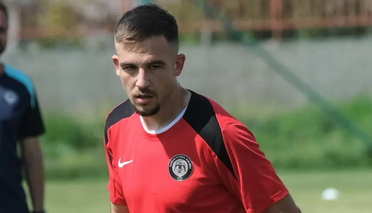Amar Catic İlk Kez Forma Giydi
