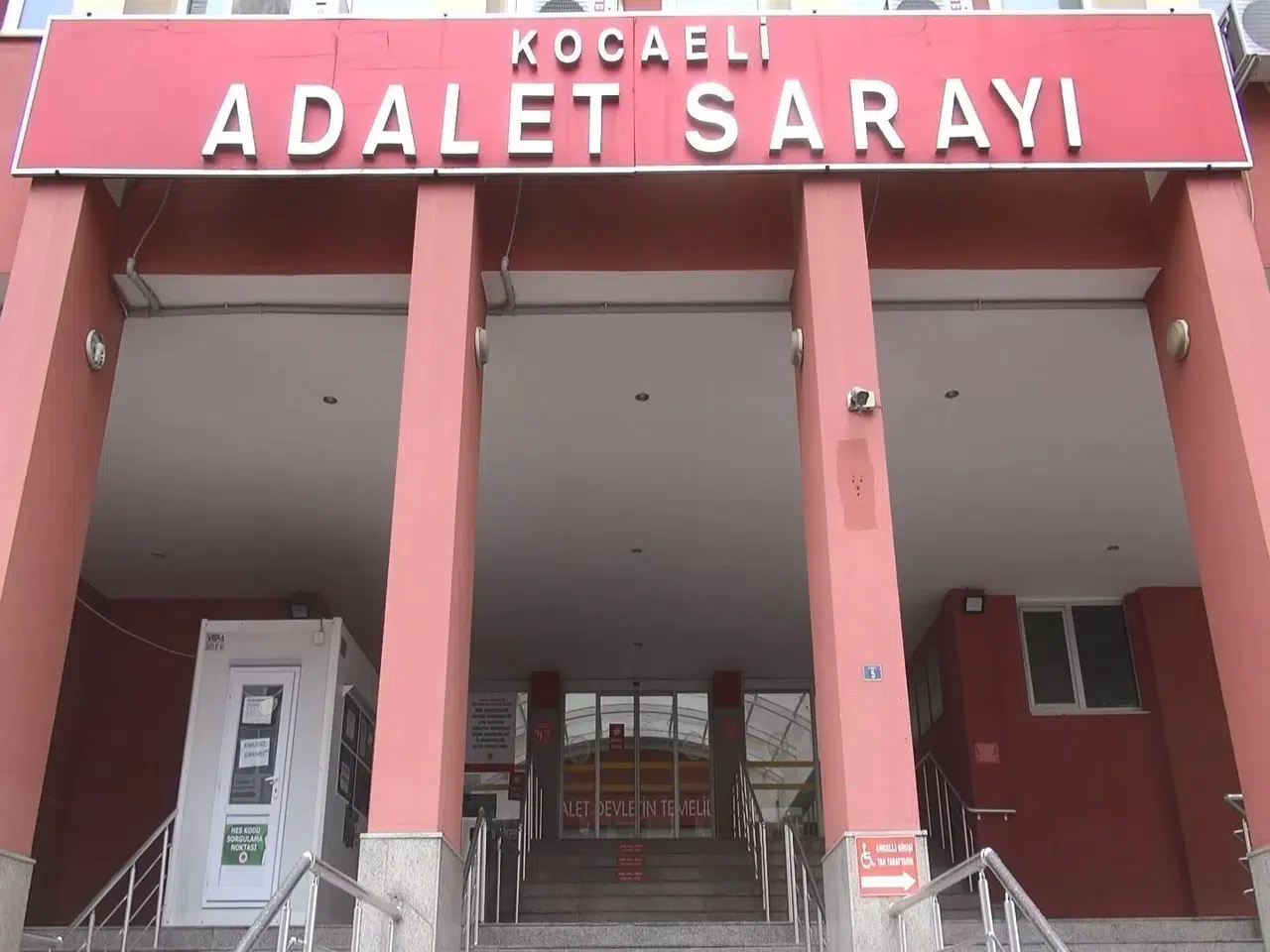 Belediye Genel Sekreterinin İsmiyle Dolandırdılar