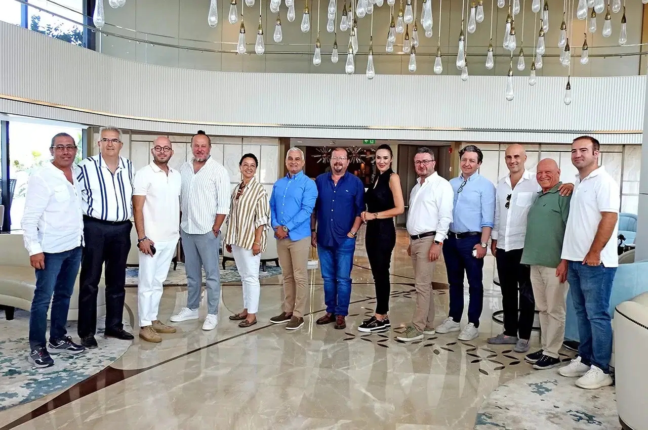 Çeştob Başkanı Orhan Belge: "Çeşme, Kıskanılan Bir Yer"