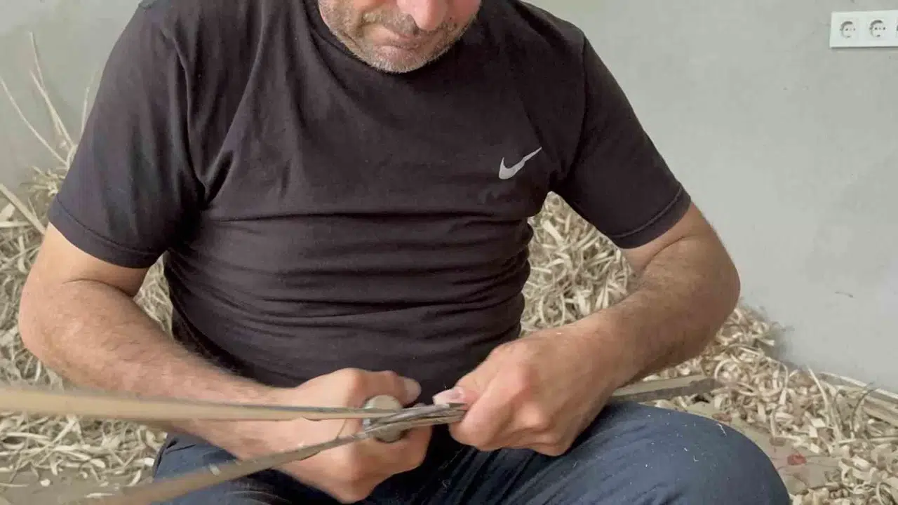 Fındık Kısmı Onun Ellerinde Sanata Dönüşüyor