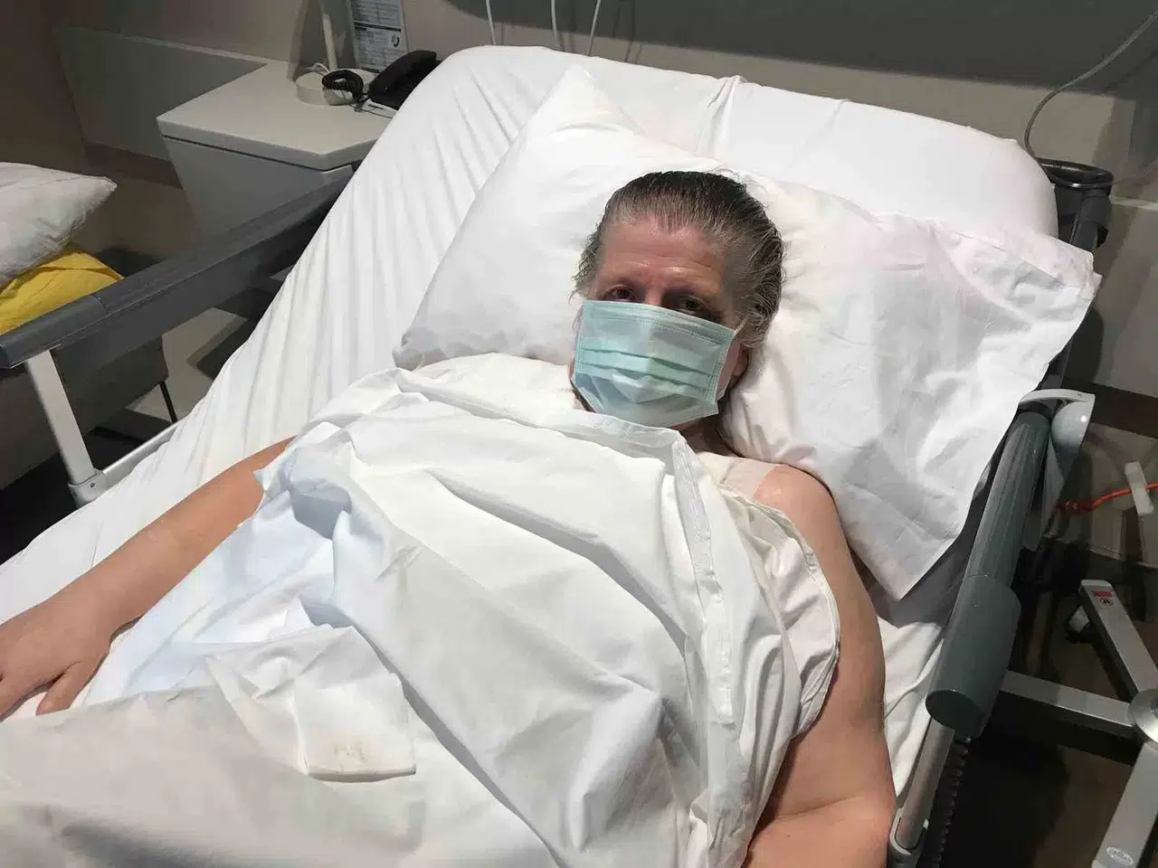Göğsünden Boynuna Kadar Uzanan 7 Kiloluk Kitleyi Taşıyan Özcan’ın Tümörü Temizlendi