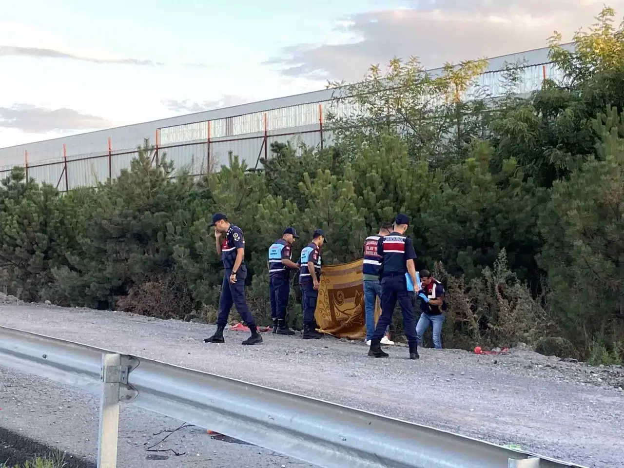Kuzey Marmara Otoyolu’nda Feci Kaza... Takla Atan Araç Metrelerce Sürüklendi: 1 Meyyit, 5 Yaralı