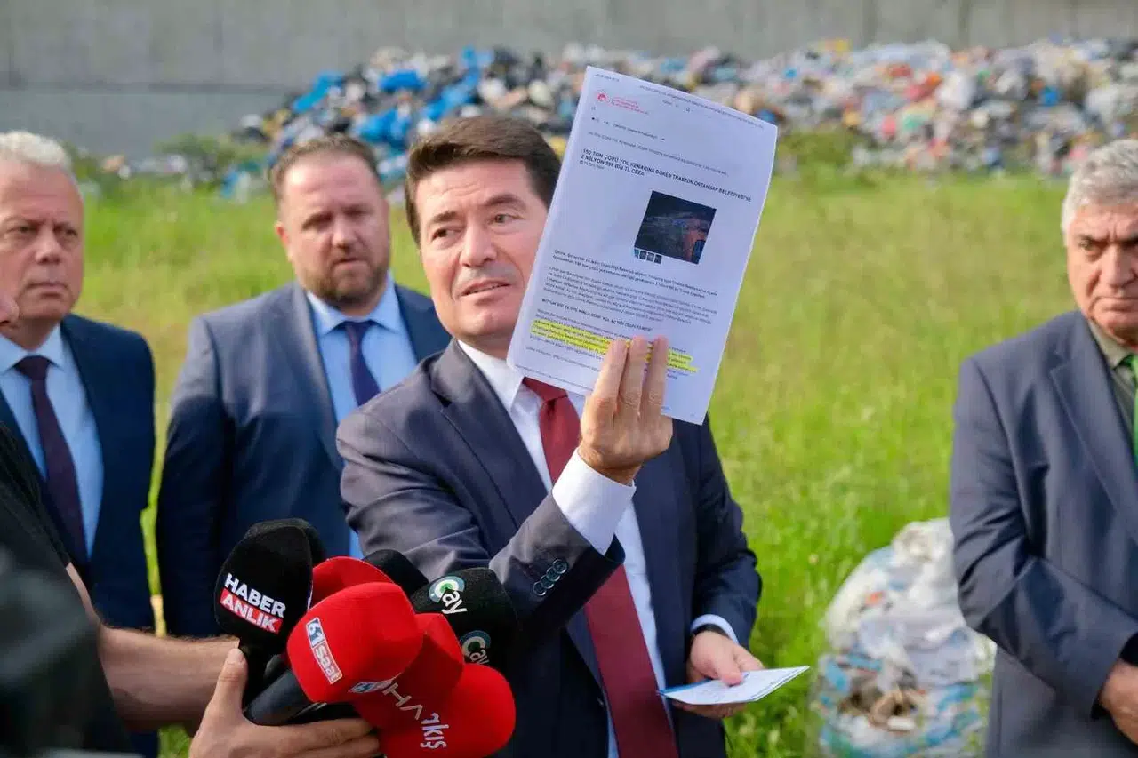 Lider Kaya Çöp Dökme Tartışmasına Açıklık Getirdi