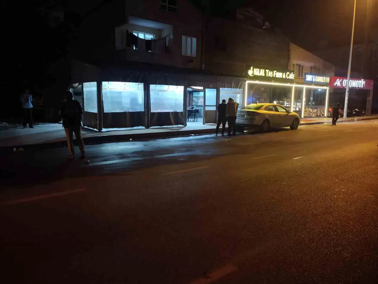 Pendik’te Silahlı Çatışma: 1 Meyyit, 4 Yaralı