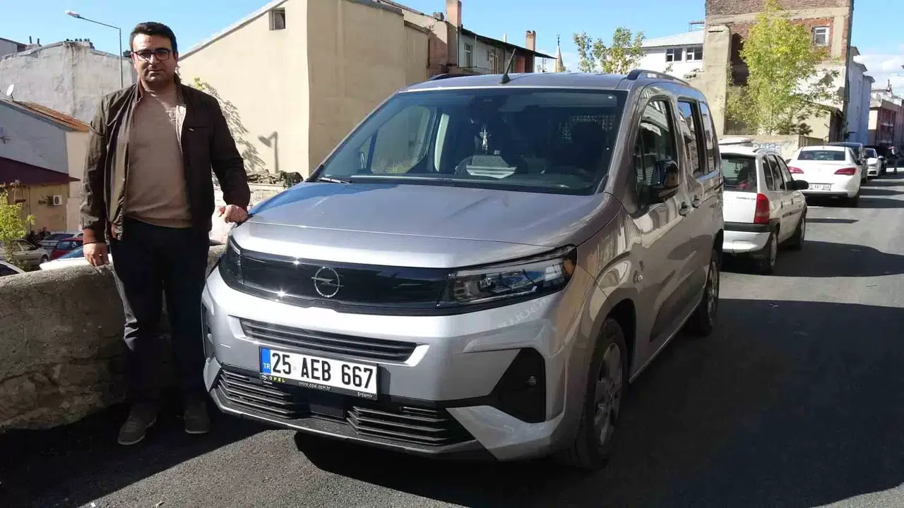 Sıfır Opel Marka Araç Alan Adam Hayatının Şokunu Yaşadı
