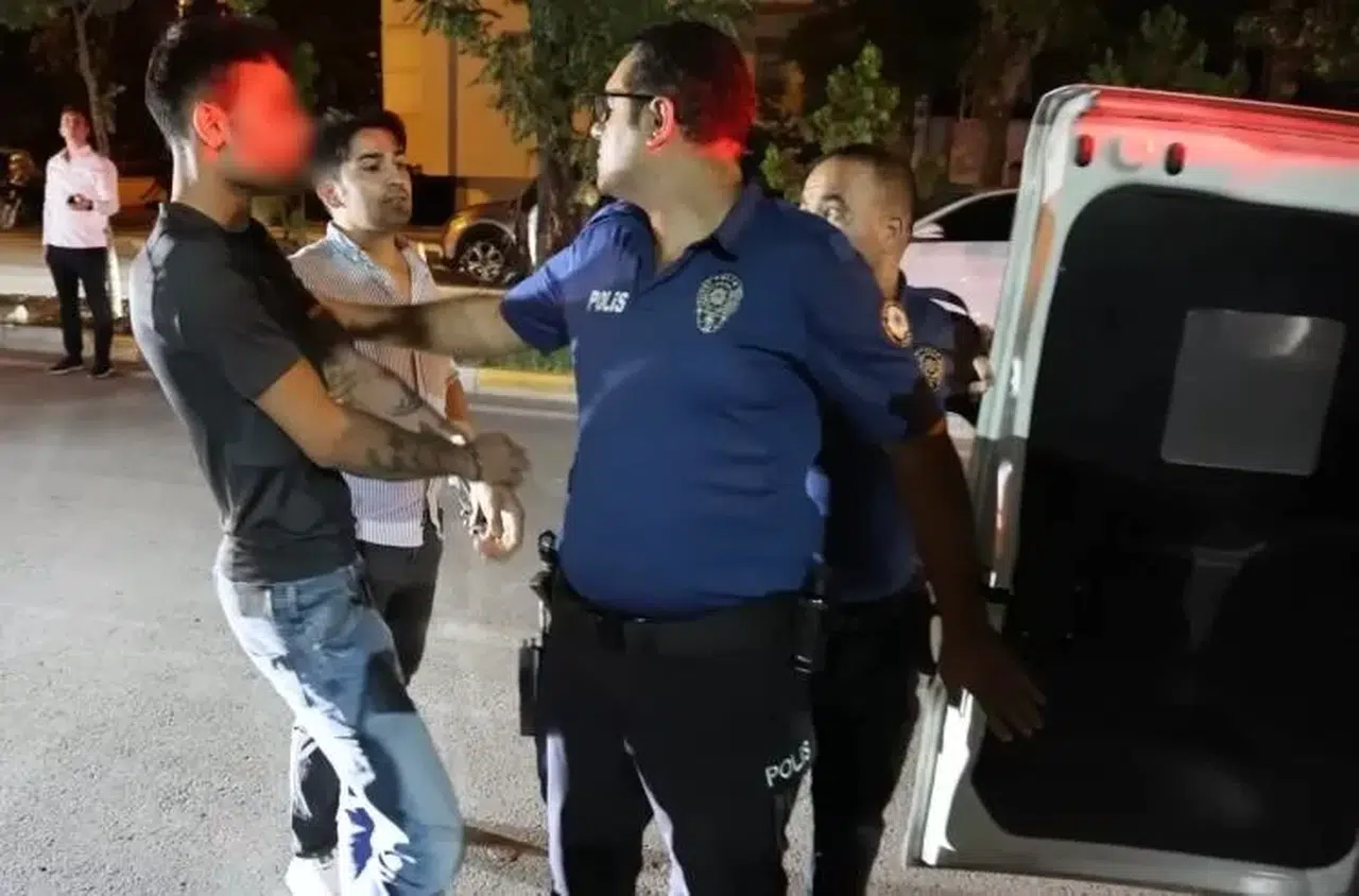 “Türk Polisinden Kaçılmaz” Demişti, Bu Kere de Uyuşturucuyla Yakalandı