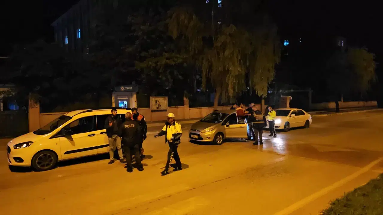 Aranan 22 Kişi Daha Yakalandı