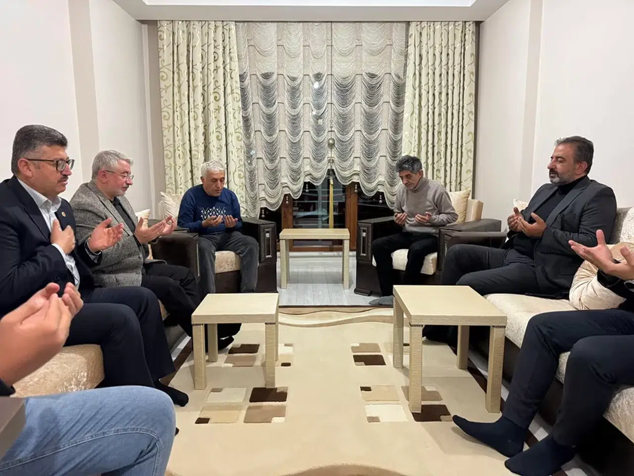 Aşgın’dan Öztürk’ün Ailesine Ziyaret