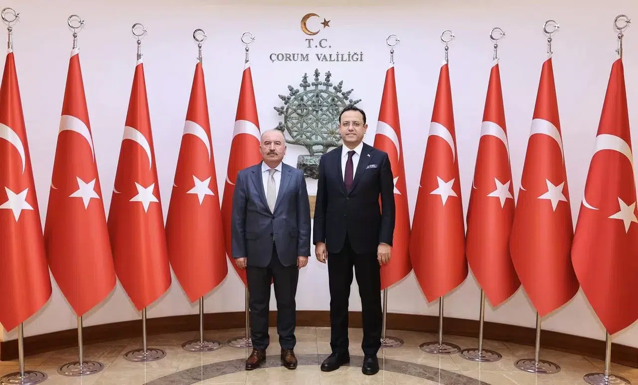 Bakan Yardımcısı ve Vali İstişare Yaptı