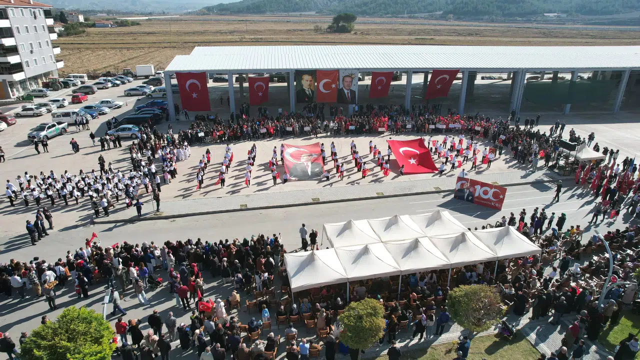 İlçelerde 29 Ekim Kutlamaları
