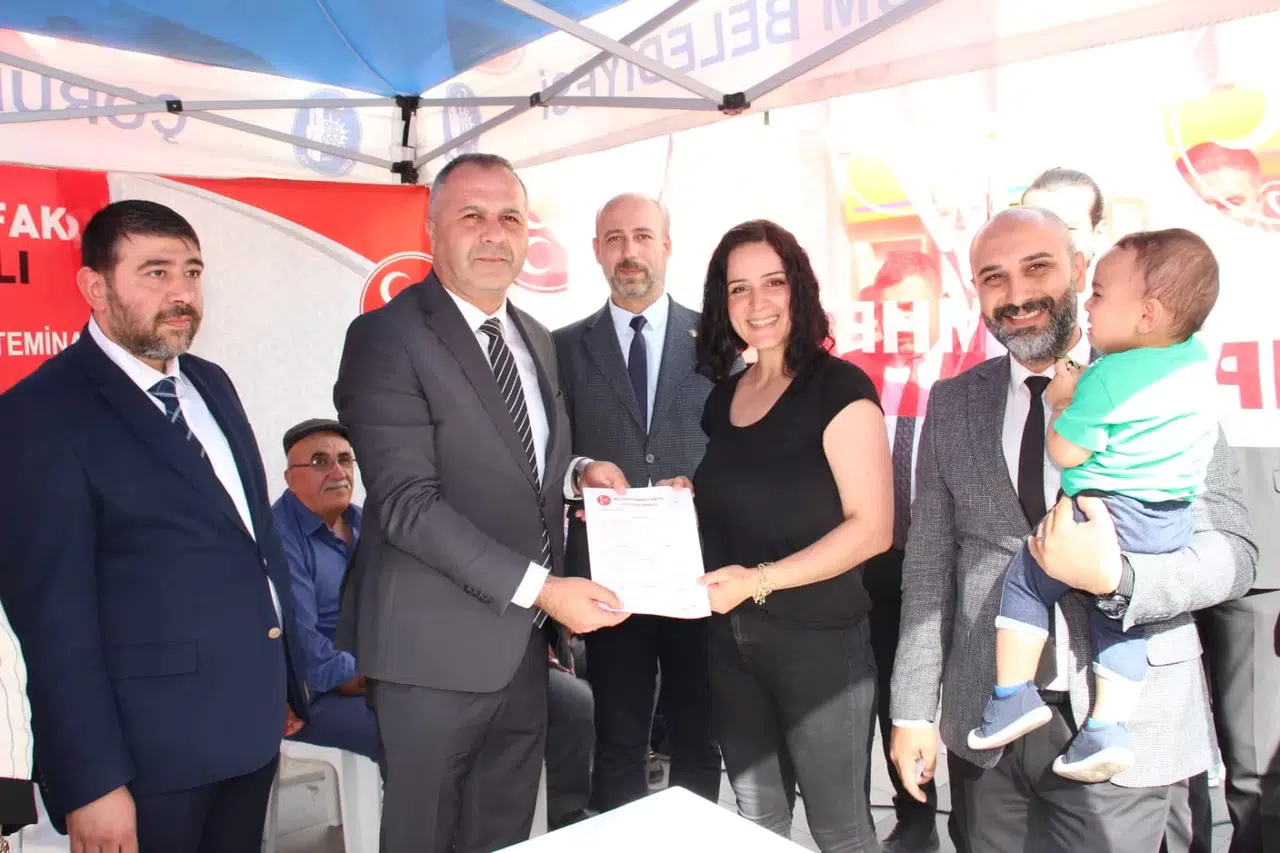 MHP’nin Üye Kayıt Standına Yoğun İlgi