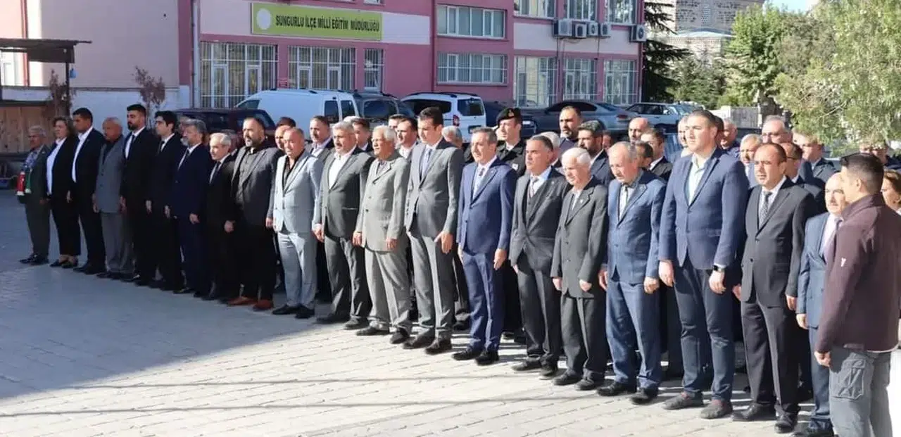Sungurlu’da Muhtarlar Günü Törenle Kutlandı