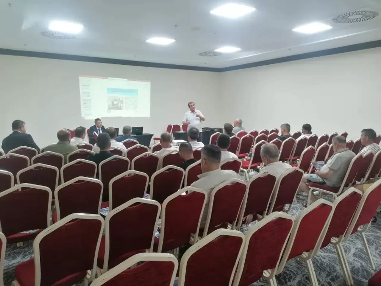 Ticaret Borsası'ndan Üyelerine Eğitim Semineri