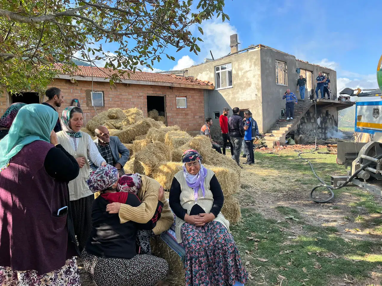 Yangın Çıktı, Ev Küle Döndü
