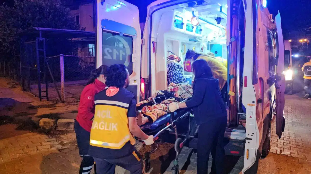 Adana’da Meskenin Şizofren Oğlu Ailesini Katletti: 2 Meyyit, 1 Yaralı