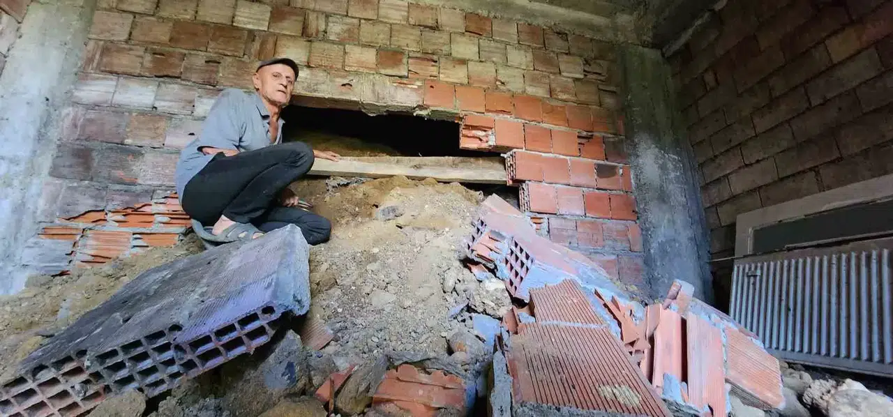 Bu Mahallede 40 Hane Her Gece Dinamit Korkusu ile Uyuyor