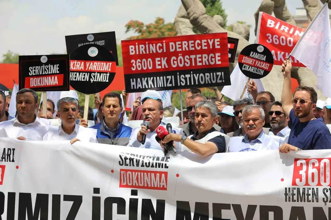 Büro Memur-Sen Genel Başkanı Yazgan: “Kamuda Servis Hizmeti Tekrar Devam Edecek”