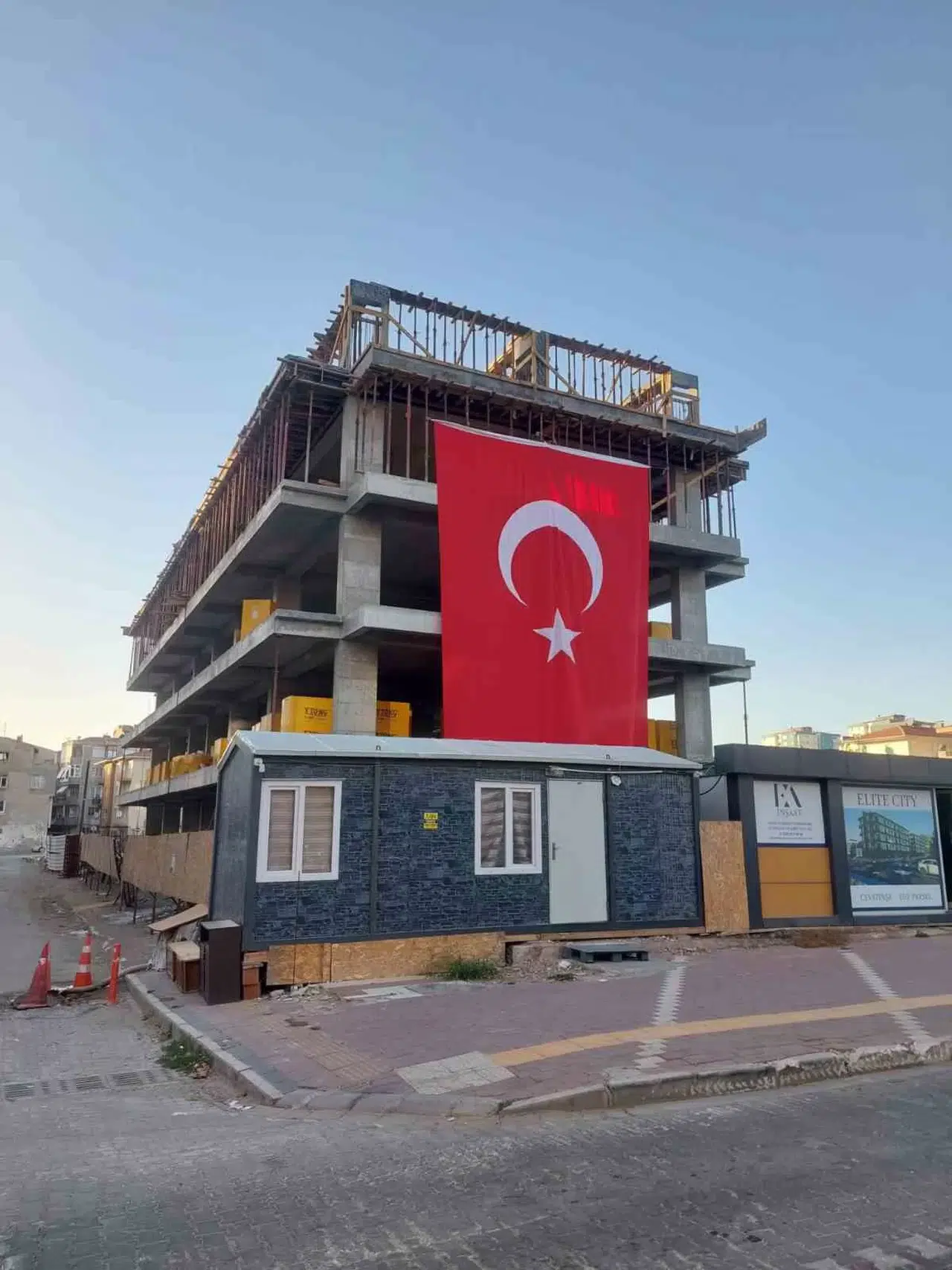 Çanakkale Sahili’nde Durdurulan İnşaat, Mahkeme Kararıyla Yine Başladı