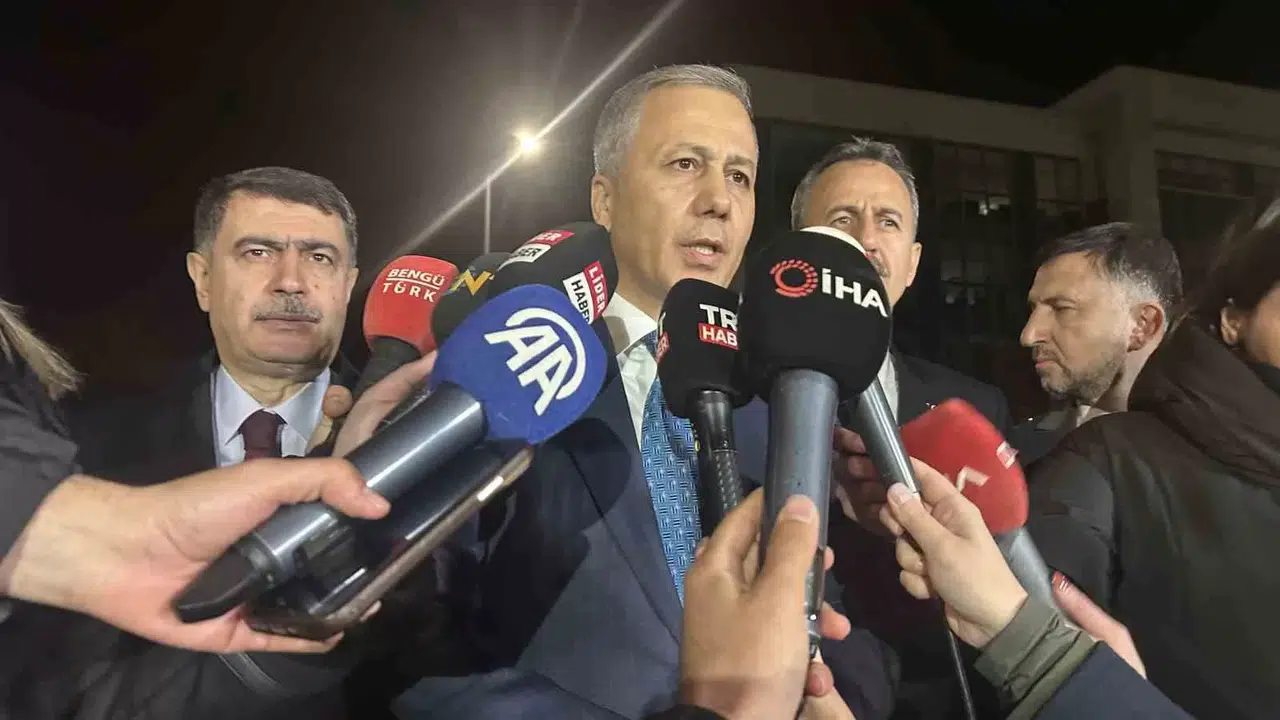 İçişleri Bakanı Yerlikaya: "Maalesef Şehit Sayımız 5 Olmuştur"