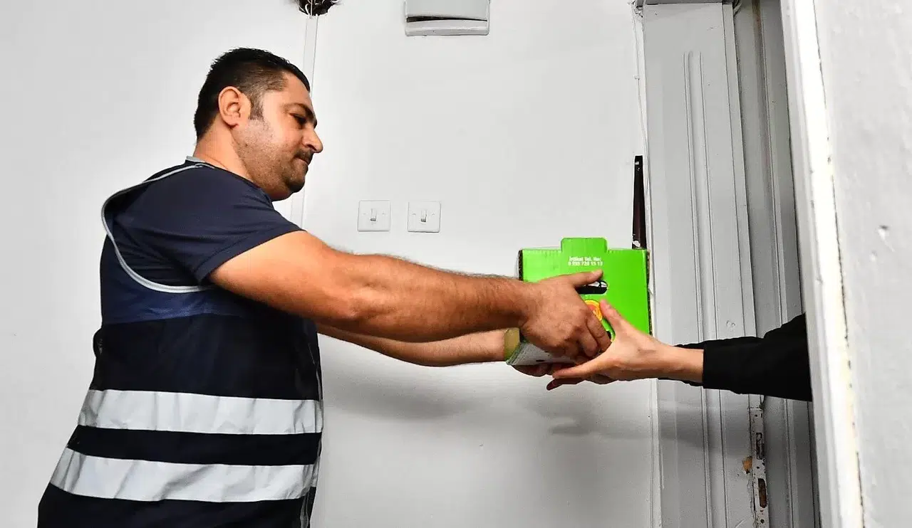 İzmir Büyükşehir, 10 Ton Kavacık Üzümü Dağıtıyor