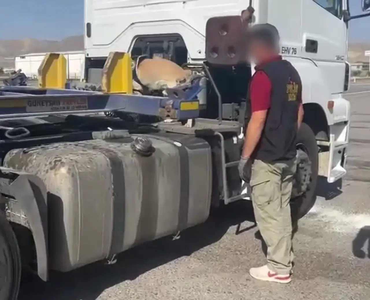 Kayseri’de 17 Grup ile Narko-Kom Uygulaması: 70 Bin Kol Makaron Ele Geçirildi