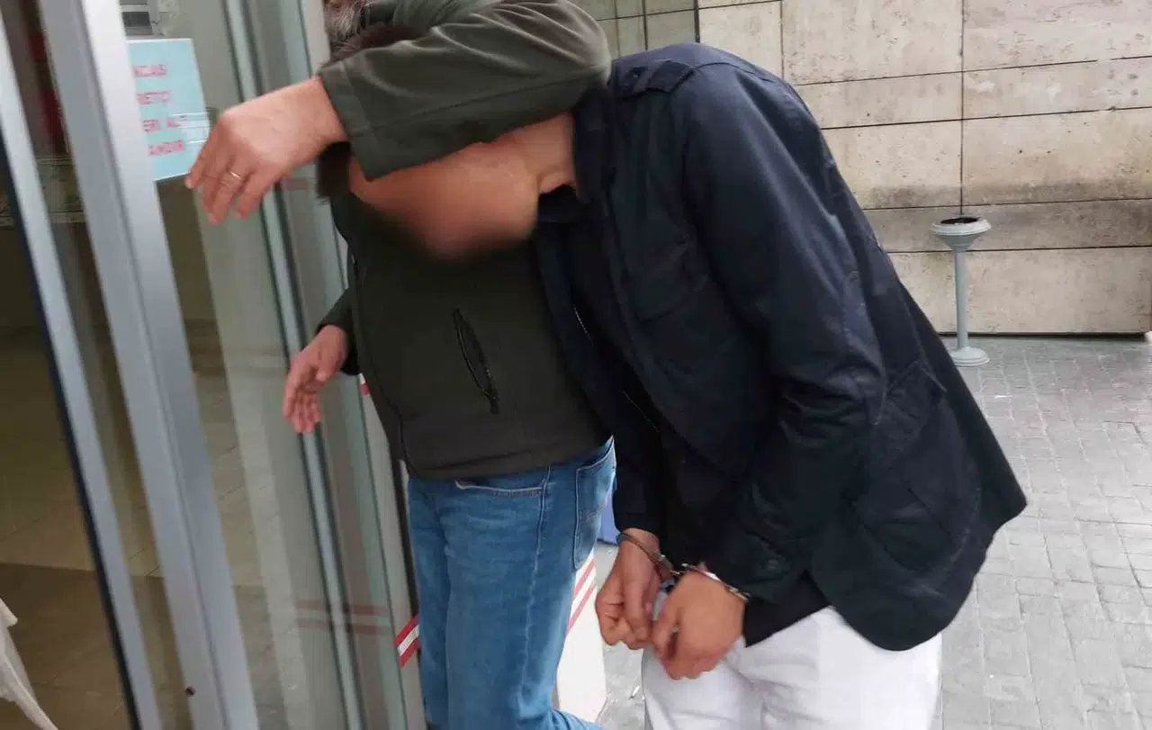 Samsun’da Uyuşturucuyla Yakalanan Memurun Daha Evvel Birebir Hatadan Açığa Alındığı Ortaya Çıktı