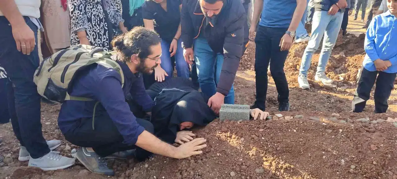 Van Gölü Kıyısında Cesedi Bulunan Rojin, Diyarbakır’da Defnedildi