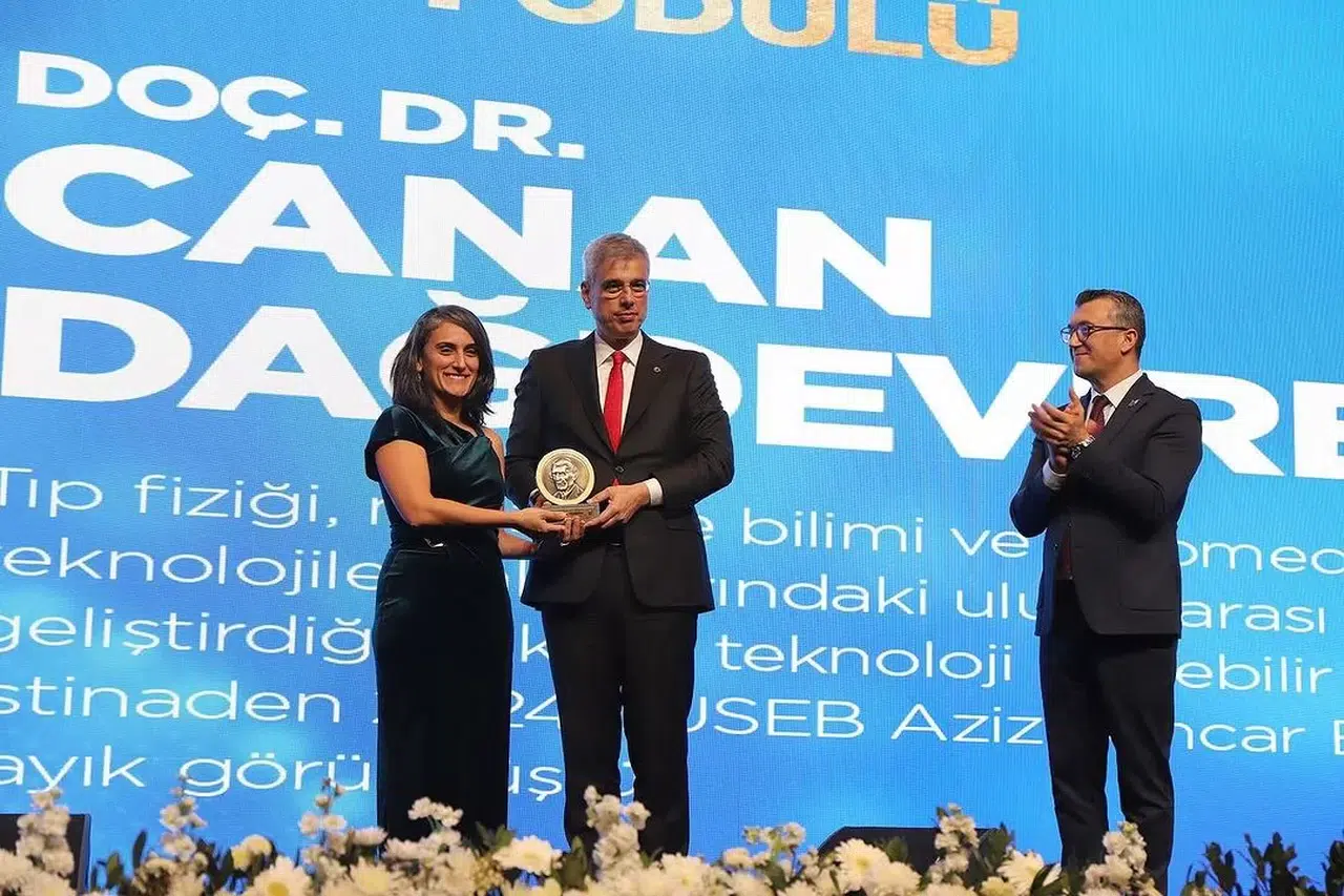 2024 Tüseb Aziz Sancar Bilim Mükafatı Doç. Dr. Canan Dağdeviren’in Oldu