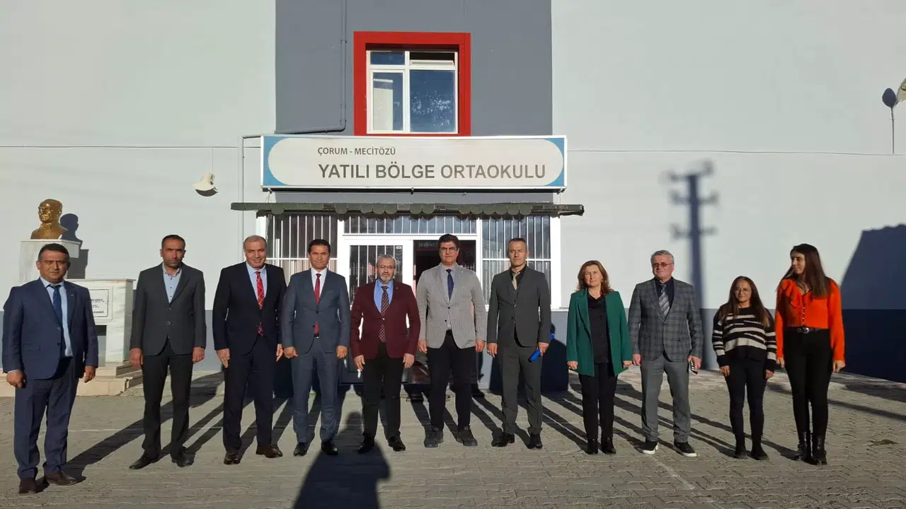 Çağlar, Mecitözü Yatılı Bölge Ortaokulu'nu Ziyaret Etti
