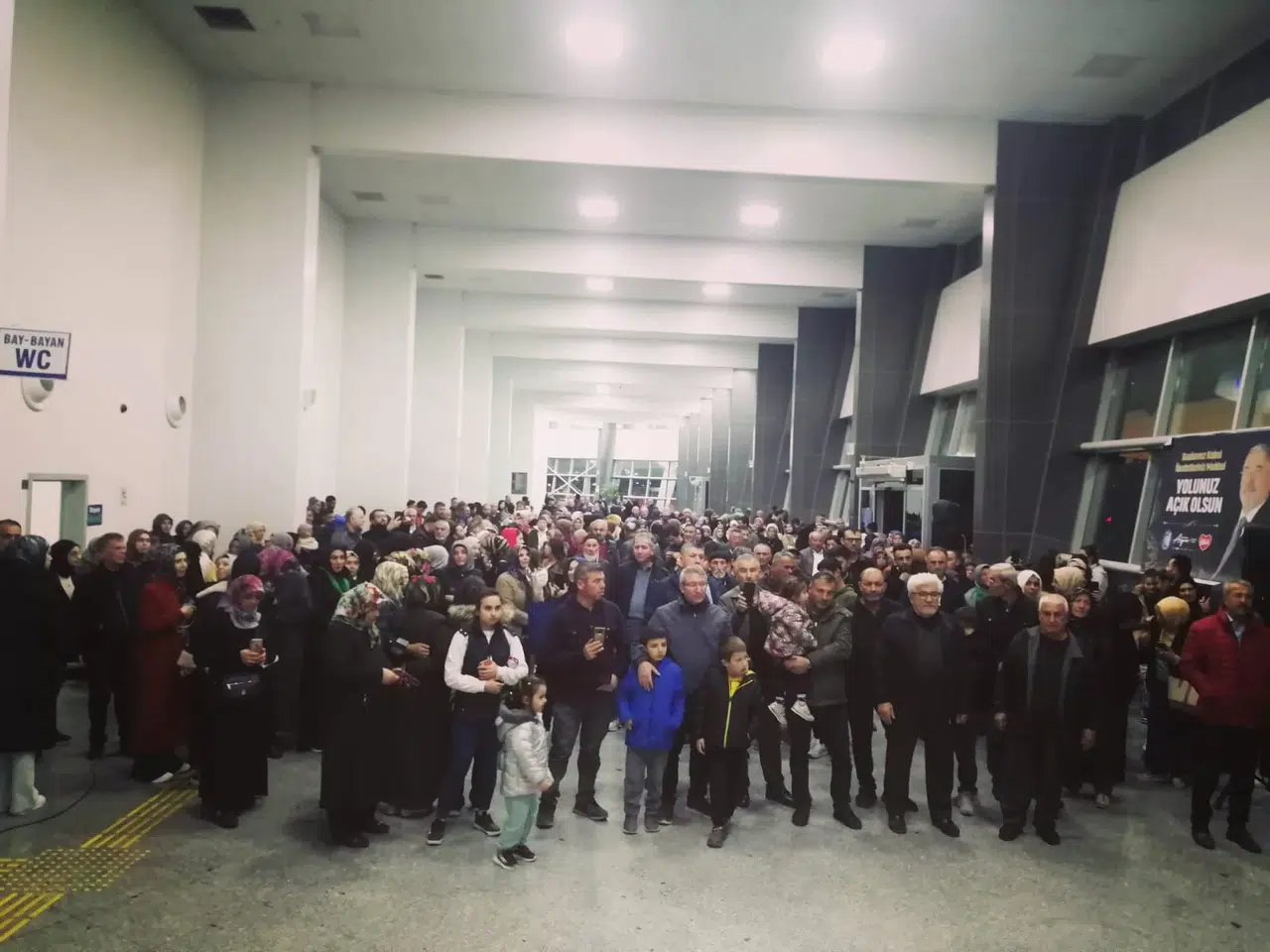 74 Kişilik Umre Kafilesi Kutsal Topraklara Uğurlandı