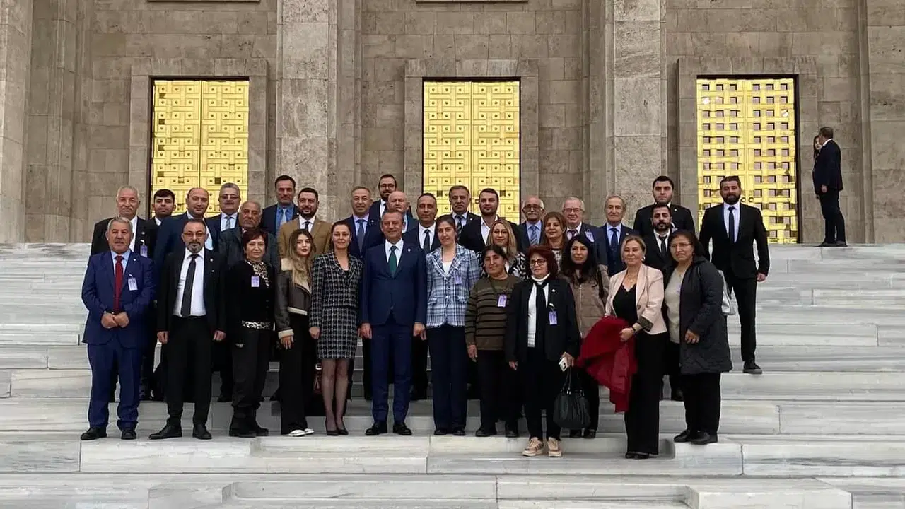 CHP’liler Özgür Özel ile Görüştü