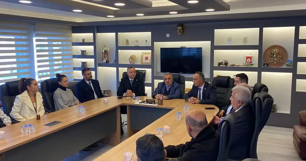 CHP’liler, Esnafın Sorunlarını Dinledi