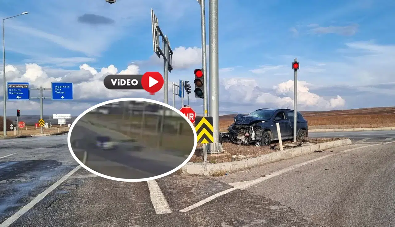 Çorum’daki Ölüm Kavşağında Aşırı Hız Kaza Getirdi, Kaza Anı Kamerada